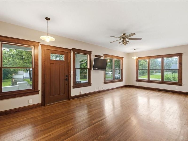 1733 Aero Avenue, Kettering, OH 45429 Photo 4