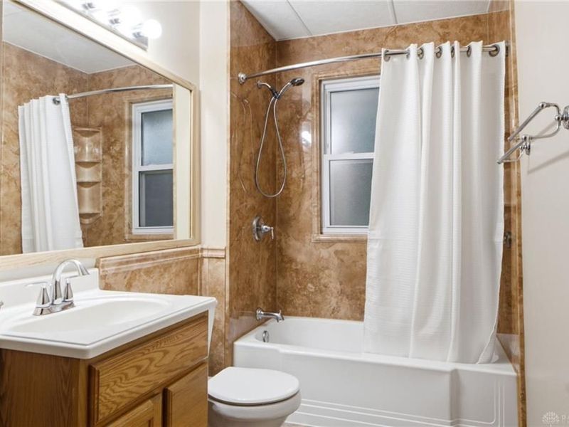 1733 Aero Avenue, Kettering, OH 45429 Photo 9