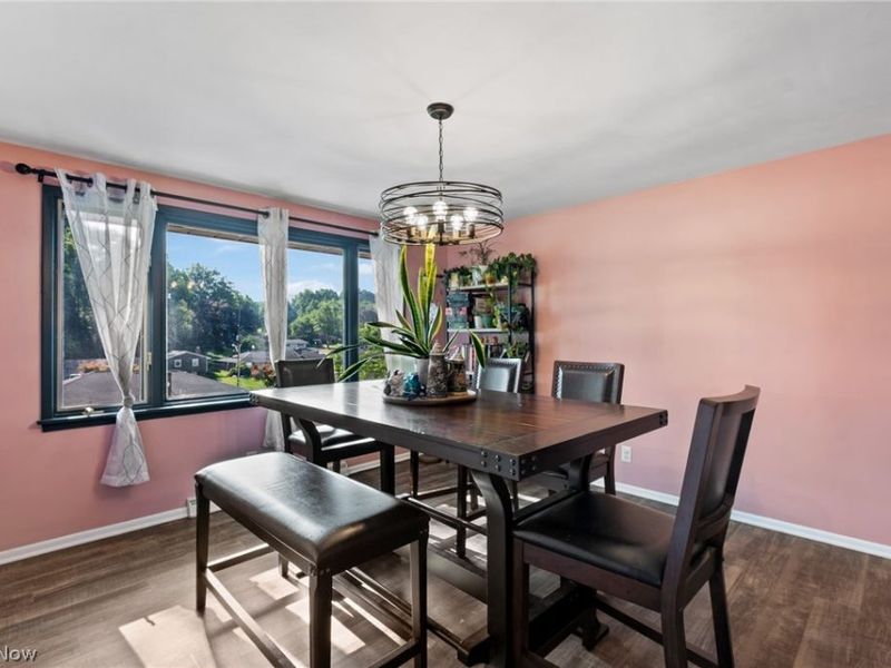 800 Woodview Drive NE, Massillon, OH 44646 Photo 8