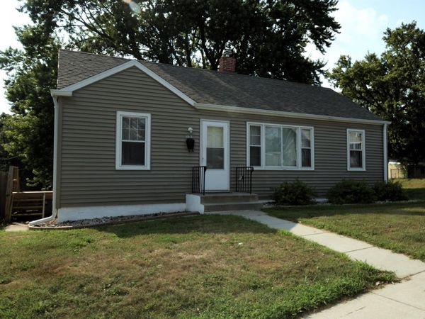 1701 S Helen St, Sioux City, IA 51106