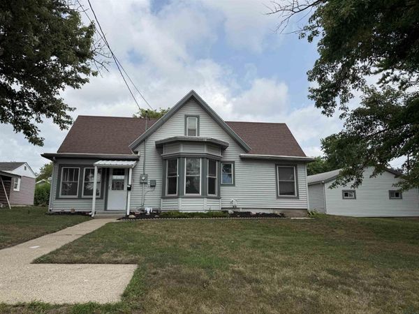 428 SUMMIT ST, Cherokee, IA 51012