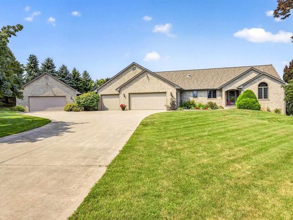 W7272 BONNIE DRIVE, Shiocton, WI 54170