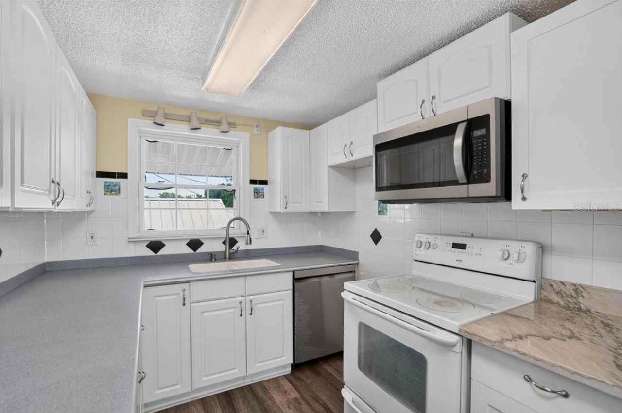524 Spring Avenue, Anna Maria, FL 34216 Photo