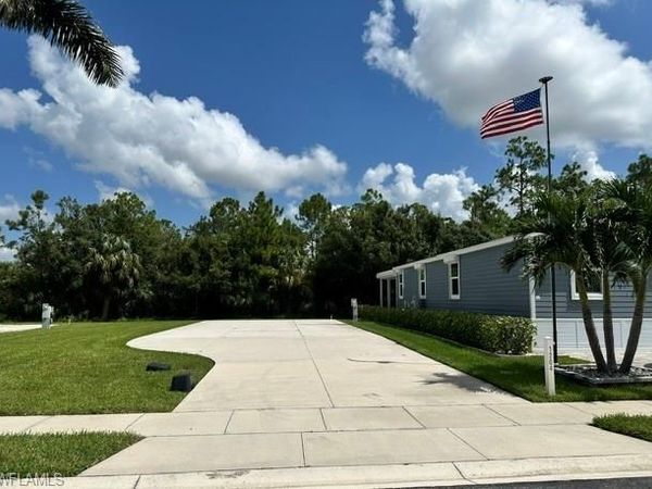 1204 Diamond Lake CIR , NAPLES, FL 34114