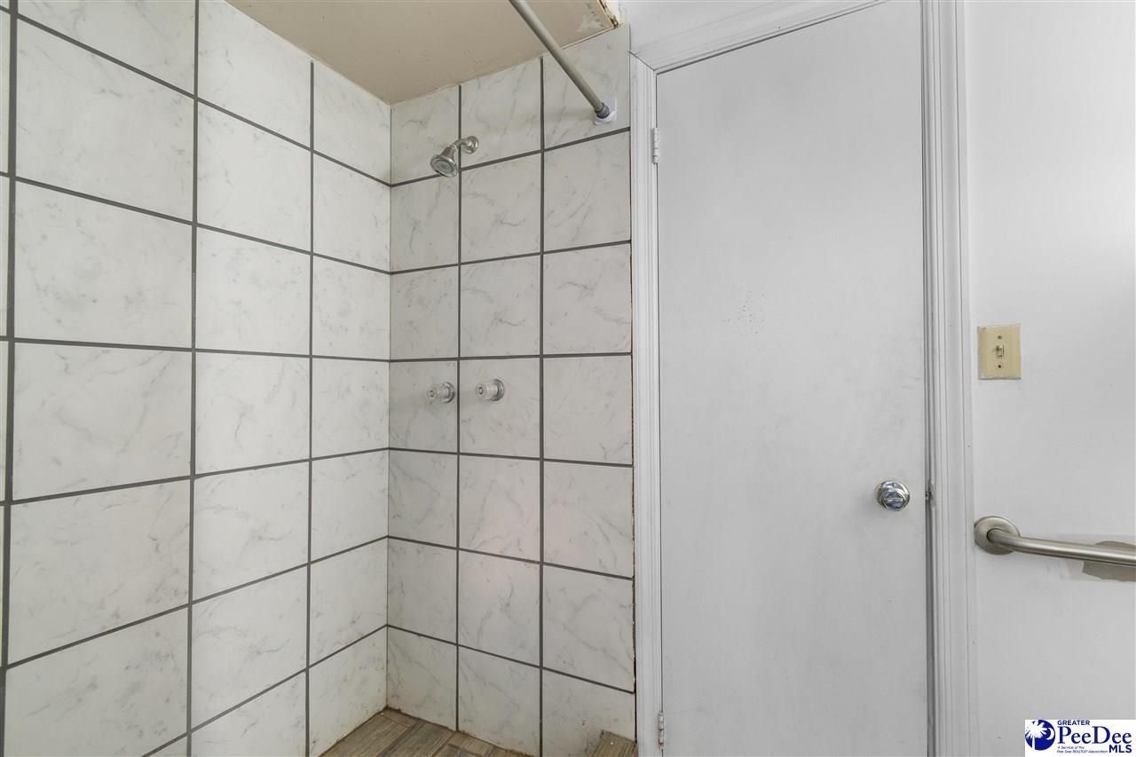 411 E Leitner St. Photo 18