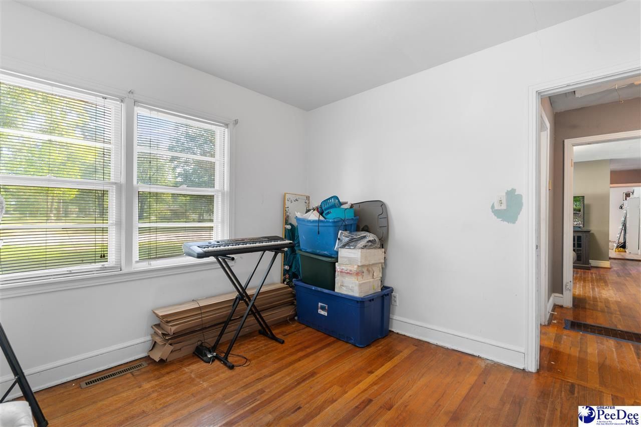 411 E Leitner St. Photo 29