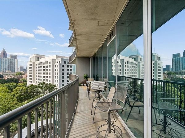 1080 Peachtree Street NE, Unit 1009, Atlanta, GA 30309