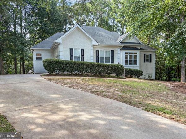 100 Wyngate Drive, Newnan, GA 30265