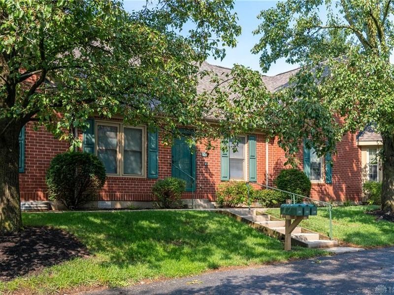 605 Cassel Hills Court, Vandalia, OH 45377 Photo 5