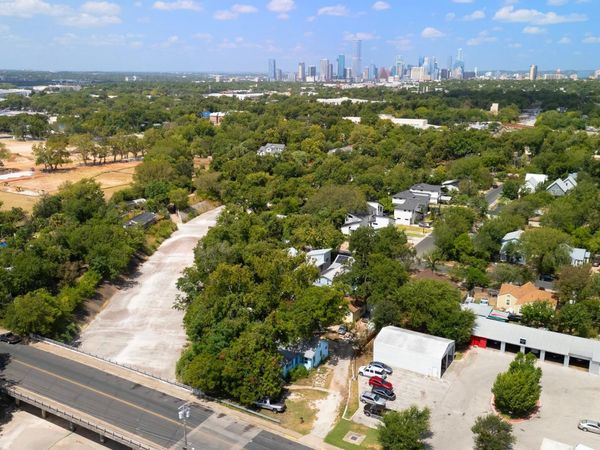 920 SHADY LN, Austin, TX 78702