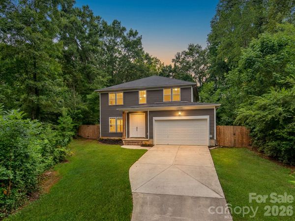 3021 Cresthill Drive, Charlotte, NC 28212