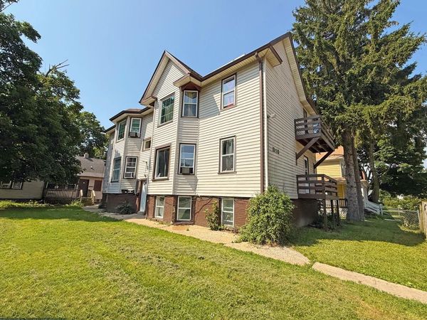1533 Winslow STREET, Unit 1535, Racine, WI 53404
