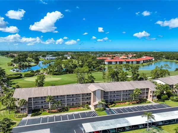 7360 Glenmoor LN, Unit 205, NAPLES, FL 34104