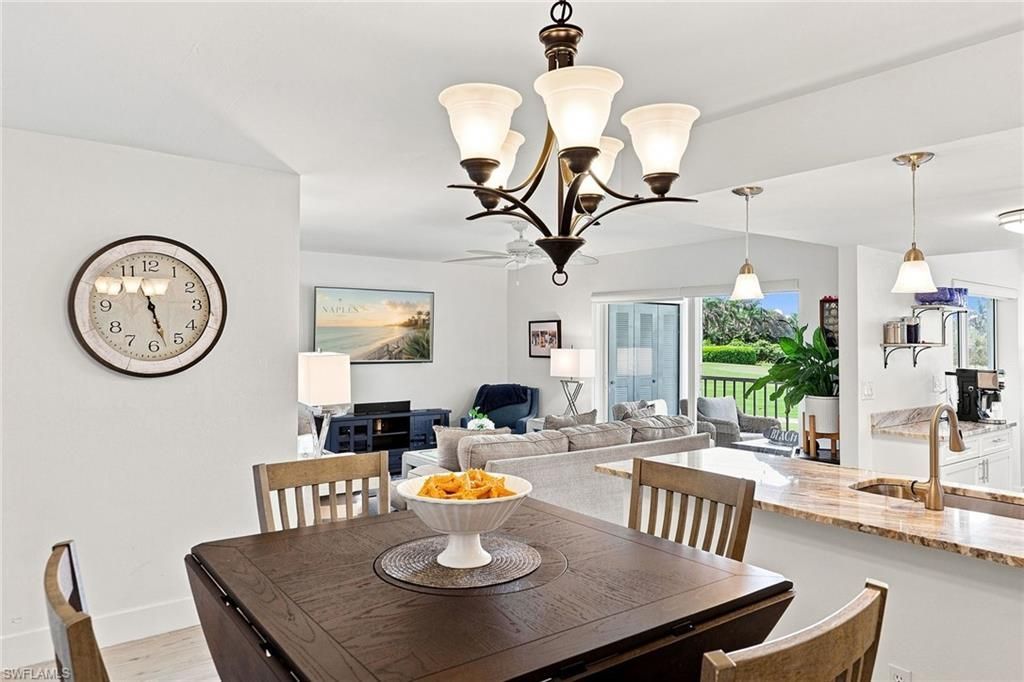7360 Glenmoor Ln, Unit 205, Naples, FL 34104 Photo