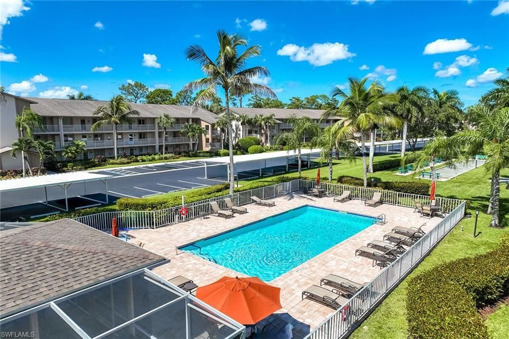 7360 Glenmoor Ln, Unit 205, Naples, FL 34104 Photo