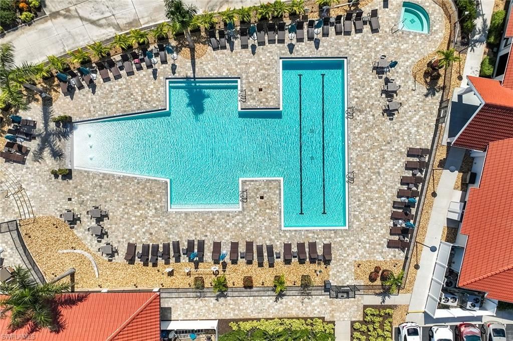 7360 Glenmoor Ln, Unit 205, Naples, FL 34104 Photo