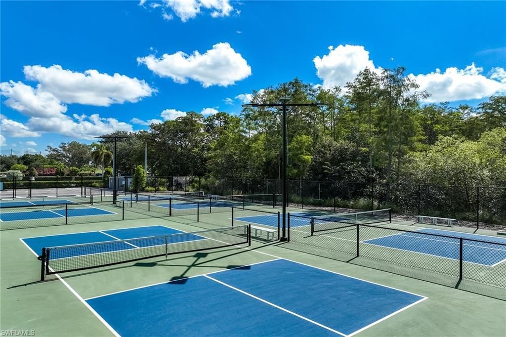 7360 Glenmoor Ln, Unit 205, Naples, FL 34104 Photo