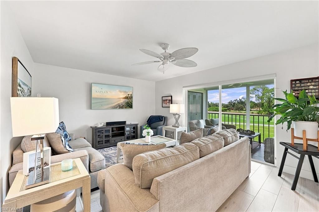 7360 Glenmoor Ln, Unit 205, Naples, FL 34104 Photo