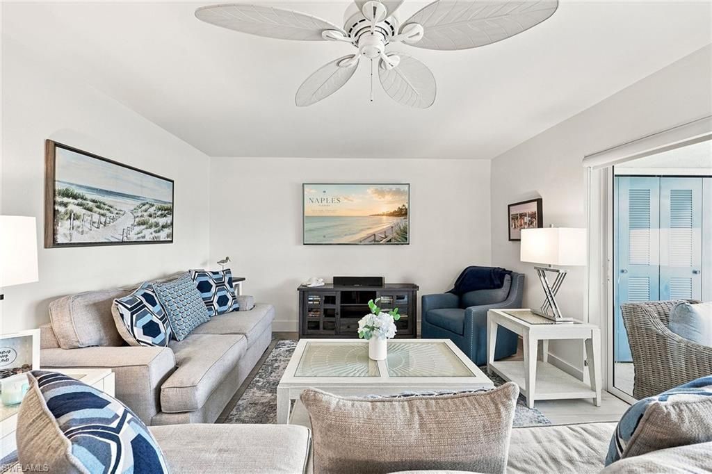7360 Glenmoor Ln, Unit 205, Naples, FL 34104 Photo