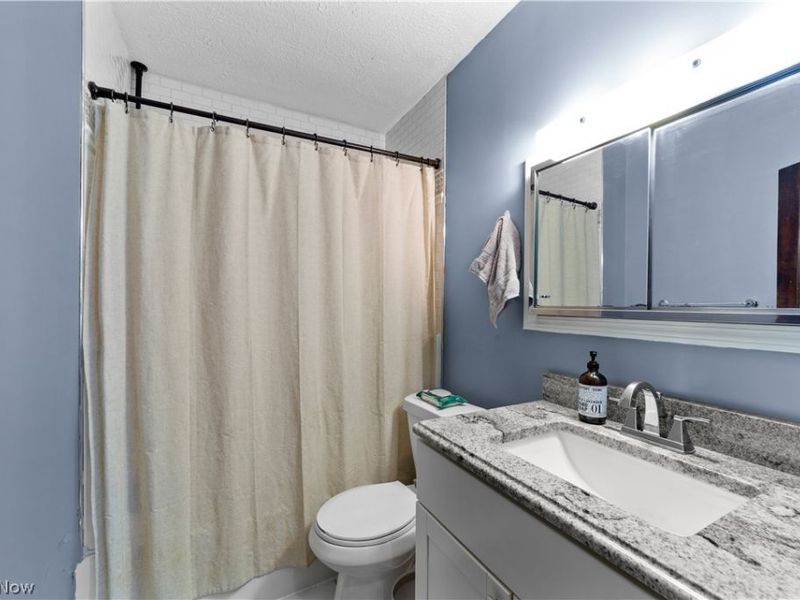 2029 Elbur Avenue, Lakewood, OH 44107 Photo 34