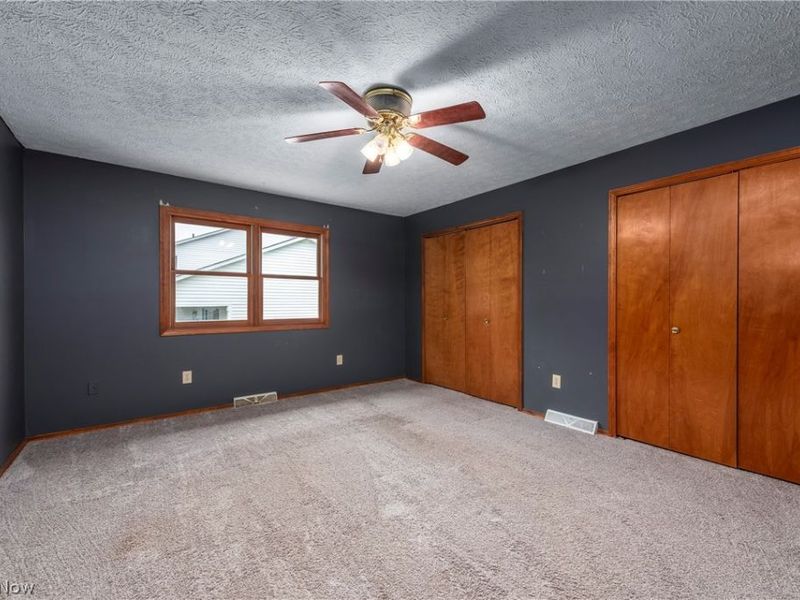 7404 Hidden Glen Drive, Amherst, OH 44001 Photo 19