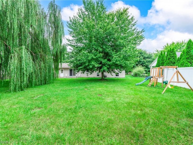 7404 Hidden Glen Drive, Amherst, OH 44001 Photo 39