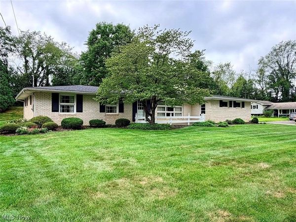 207 Terry Avenue NE, Massillon, OH 44646