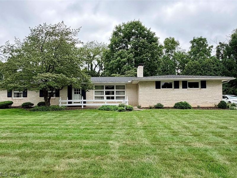 207 Terry Avenue NE, Massillon, OH 44646 Photo 2