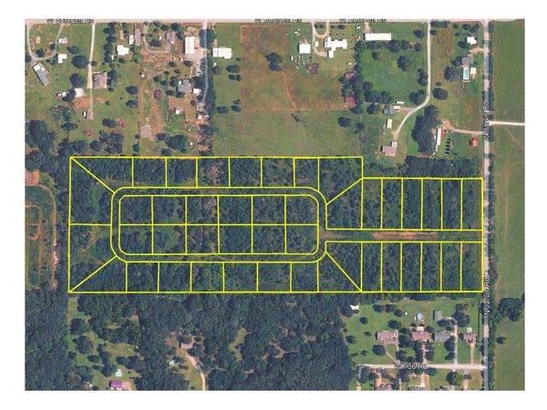 15300 N Jarvis Road , Tahlequah, OK 74464