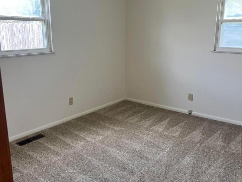 1067 Gilcrest Avenue , Columbus, OH 43207 Photo 10