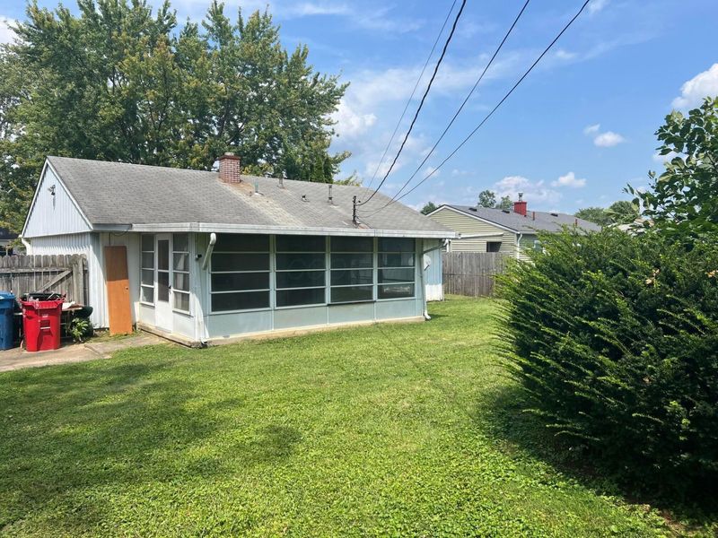1067 Gilcrest Avenue , Columbus, OH 43207 Photo 2