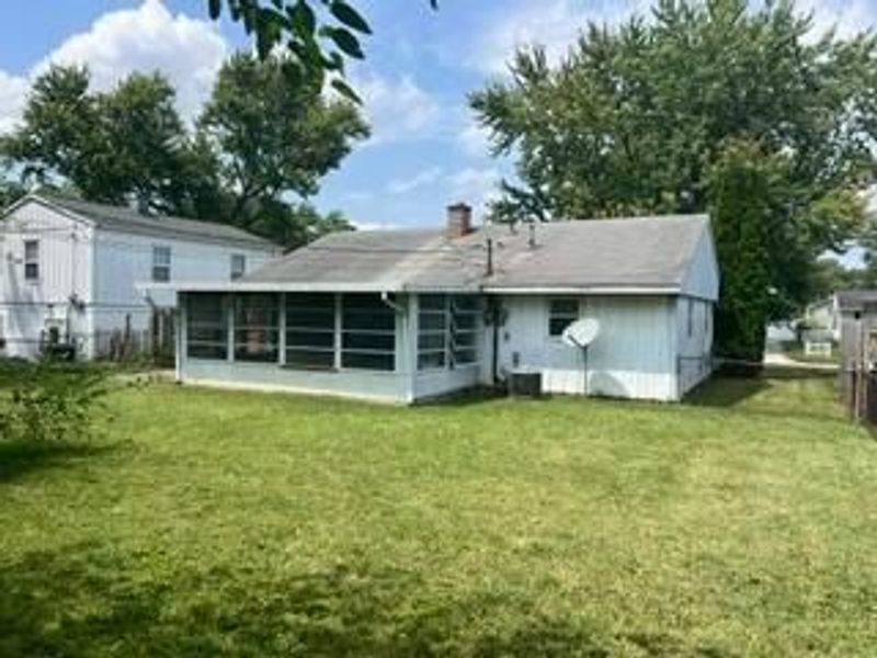 1067 Gilcrest Avenue , Columbus, OH 43207 Photo 3