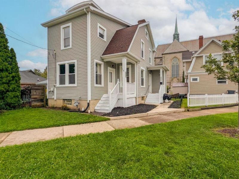 511 Central Avenue, Sandusky, OH 44870 Photo 1