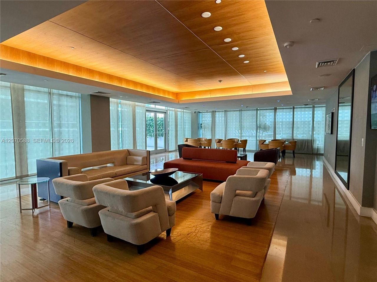 55 SE 6th St , Unit 2404, Miami, FL 33131 Photo