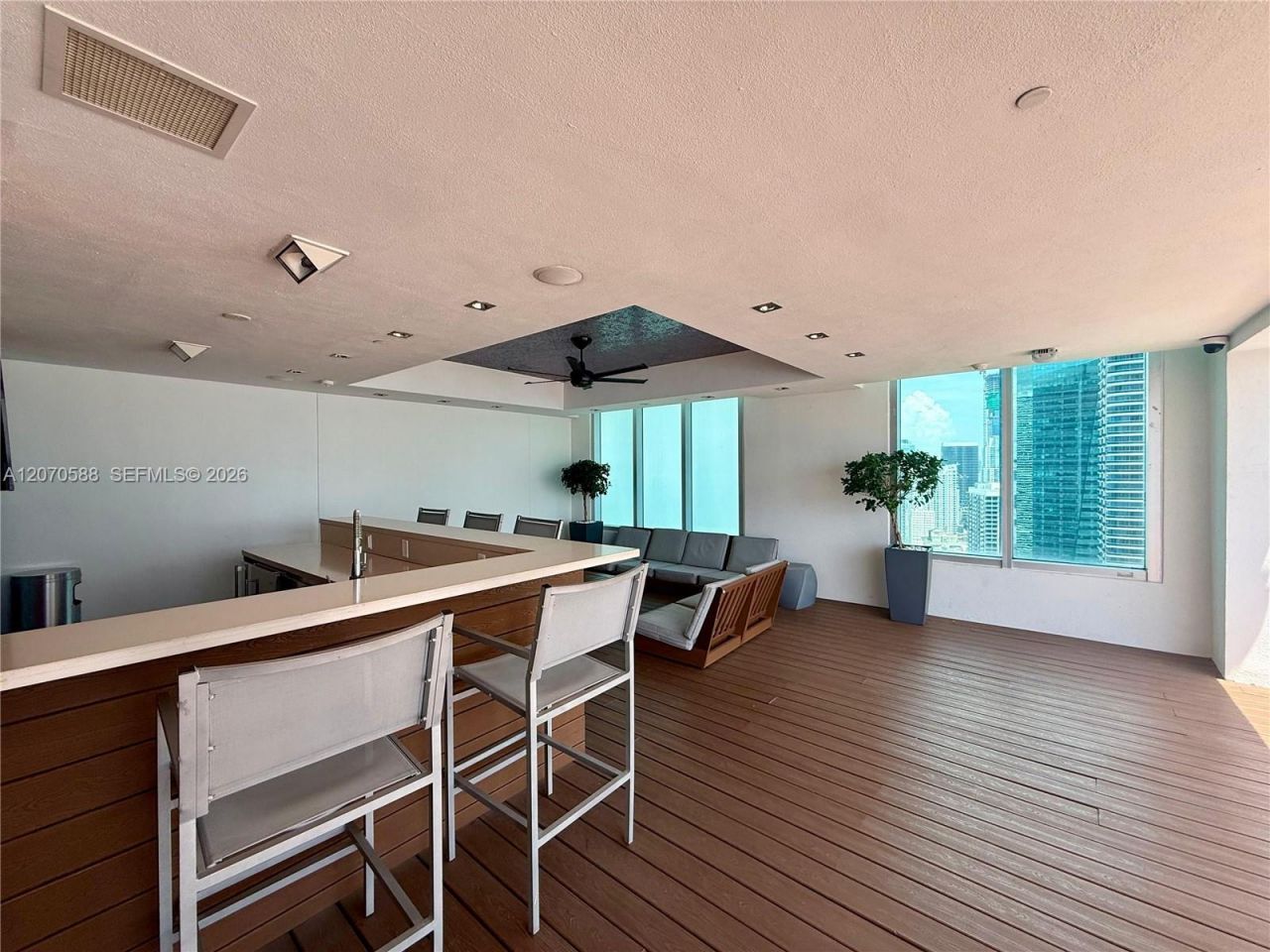55 SE 6th St , Unit 2404, Miami, FL 33131 Photo