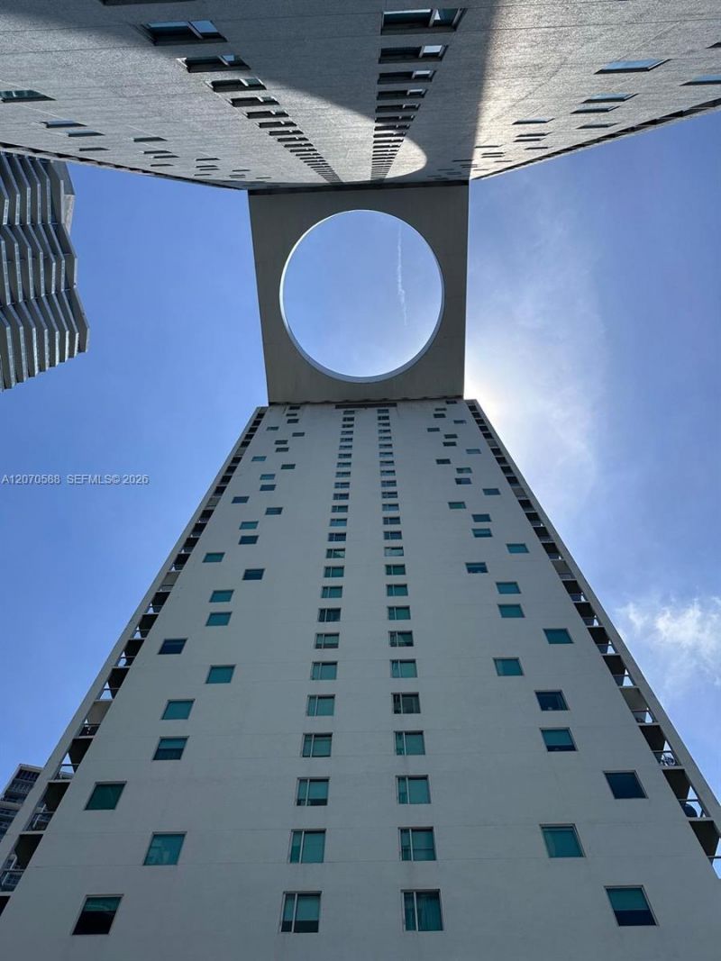 55 SE 6th St , Unit 2404, Miami, FL 33131 Photo