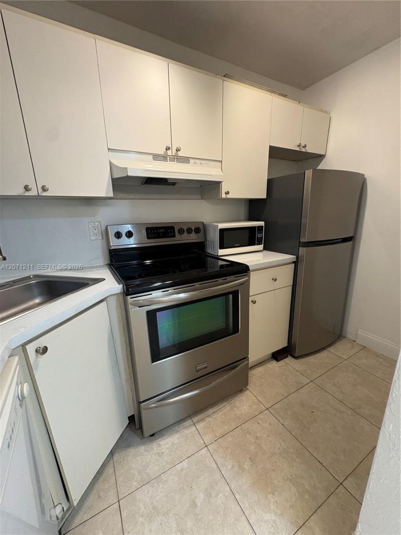 7403 SW 82nd St , Unit 207N, Miami, FL 33143 Photo