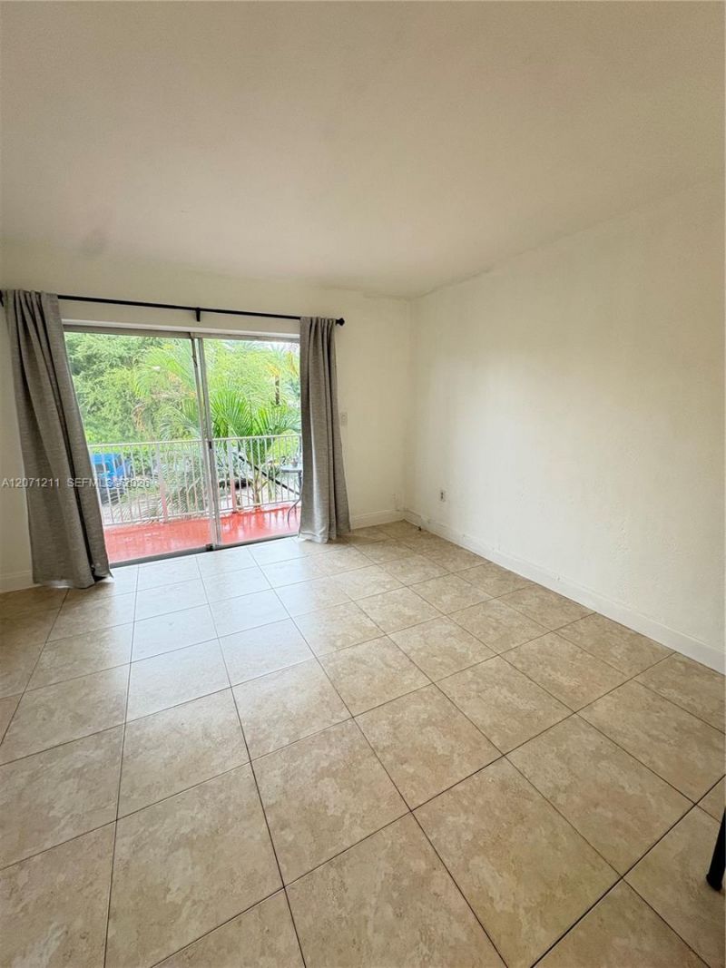 7403 SW 82nd St , Unit 207N, Miami, FL 33143 Photo
