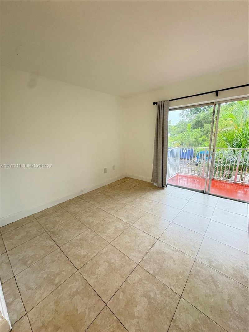 7403 SW 82nd St , Unit 207N, Miami, FL 33143 Photo