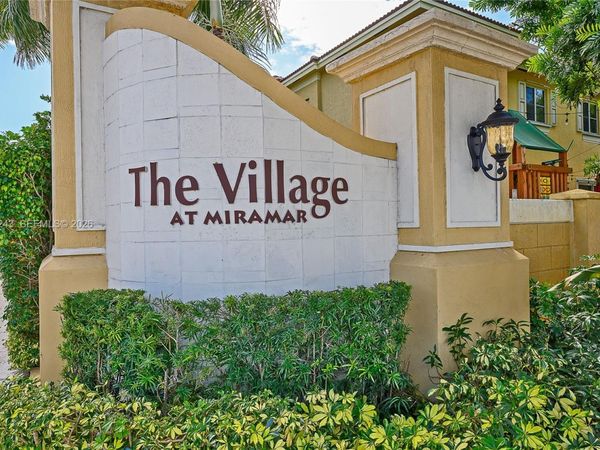 1810 SW 91st Ave , Miramar, FL 33025