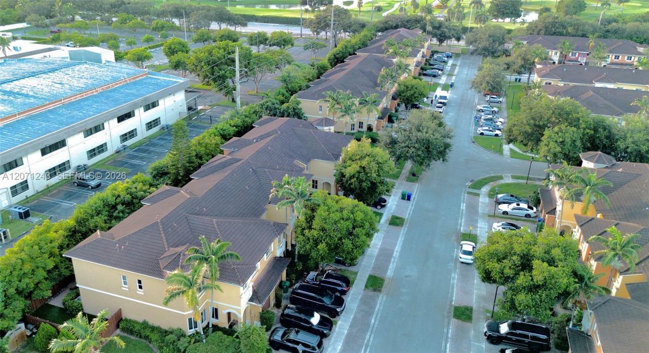 1810 SW 91st Ave, Miramar, FL 33025 Photo
