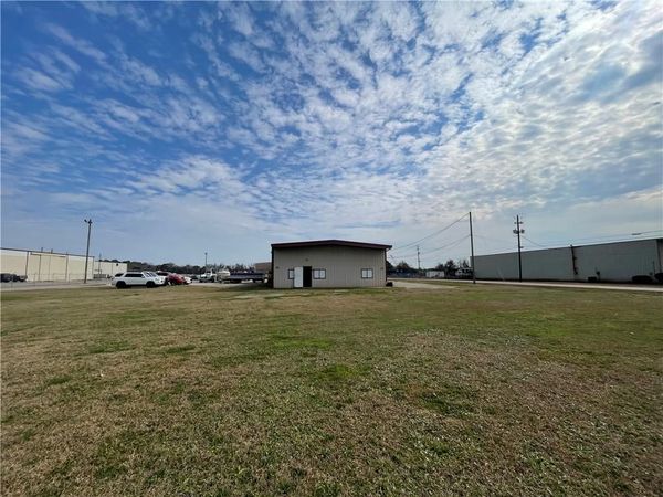 8701 Bellingrath Road , Theodore, AL 36582