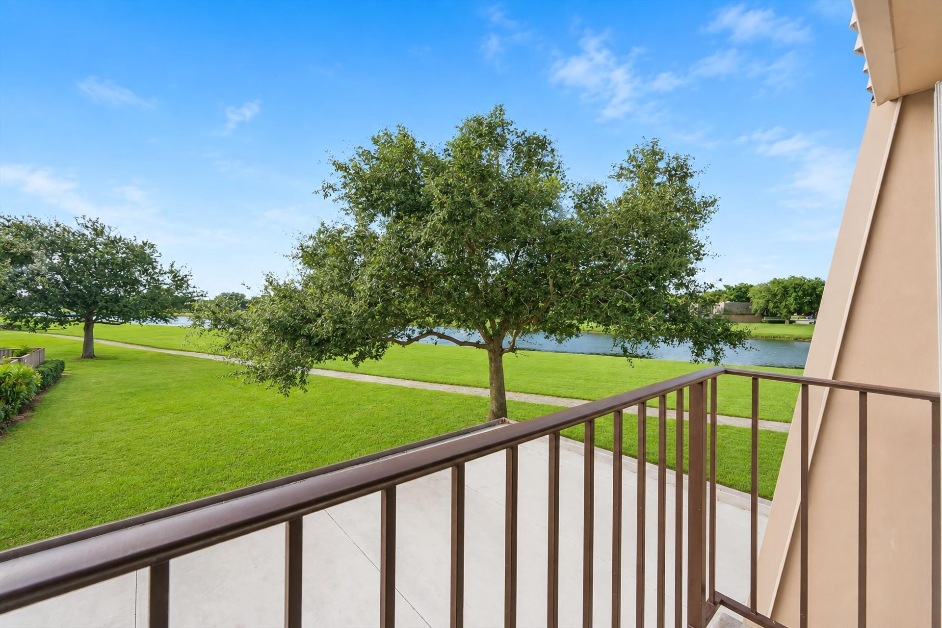 6409 64th Way, West Palm Beach, FL 33409 Photo