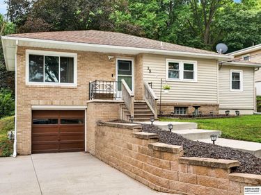 39 Happy Hollow Boulevard, Council Bluffs, IA 51503