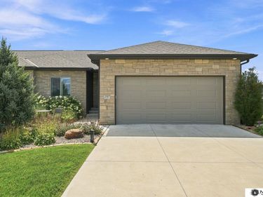 3747 Broadbear Road, Lincoln, NE 68516