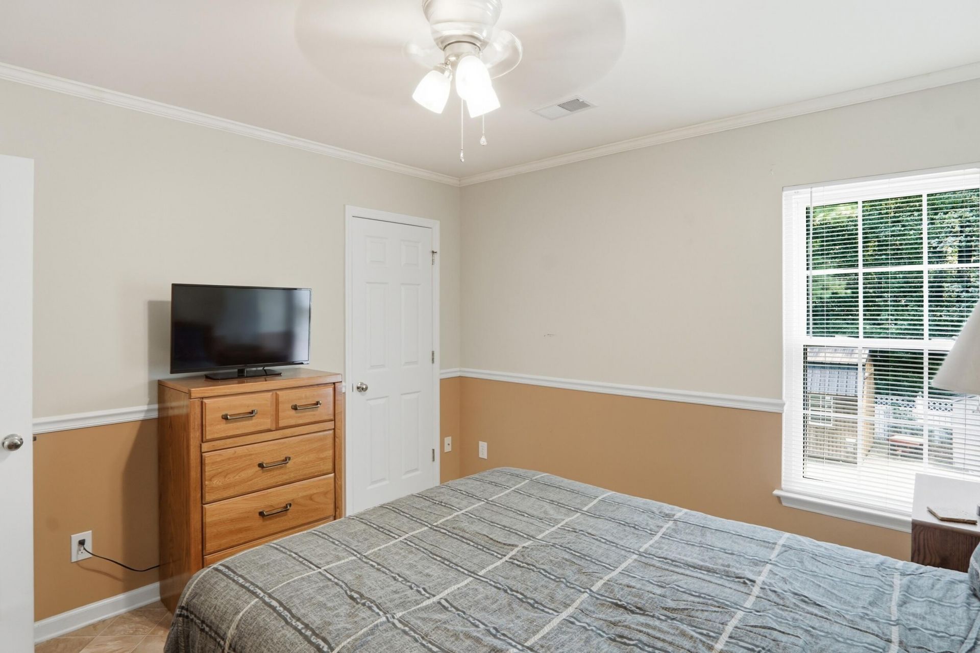 233 Towering Pine Drive Photo 24