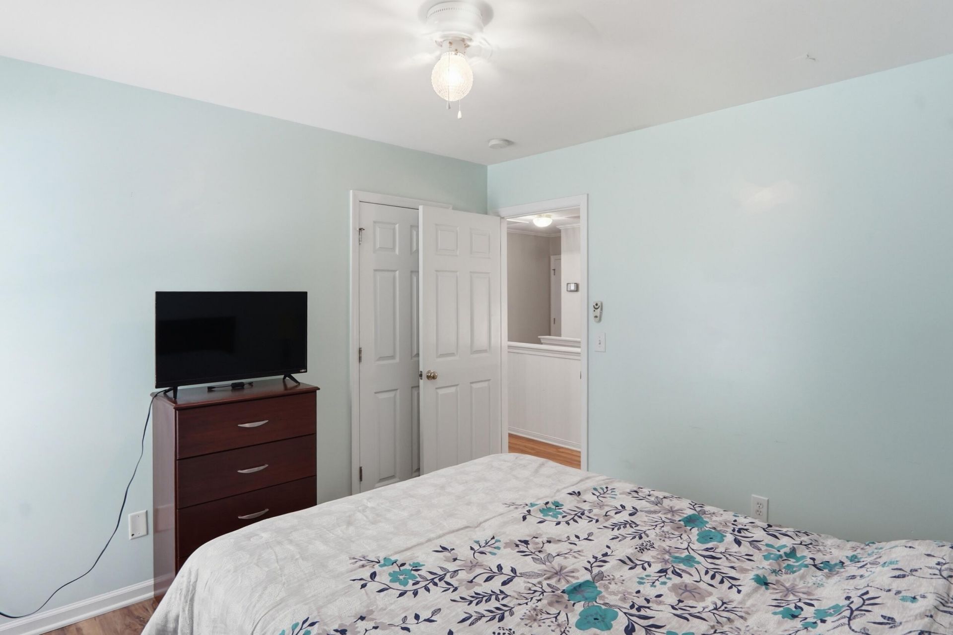 233 Towering Pine Drive Photo 26