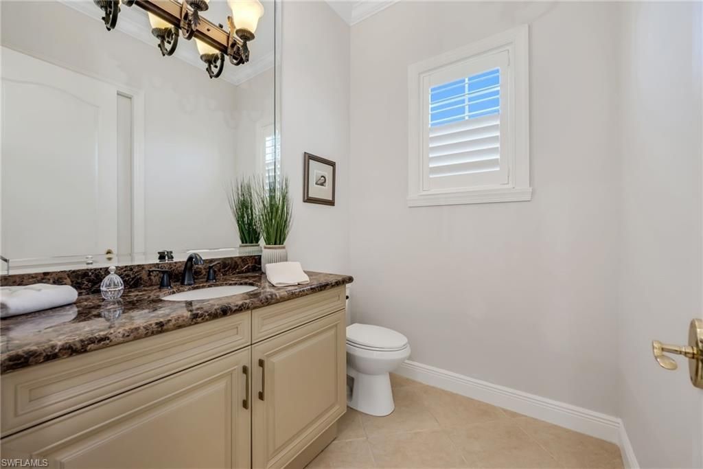534 Avellino Isles Cir, Unit 8302, Naples, FL 34119 Photo