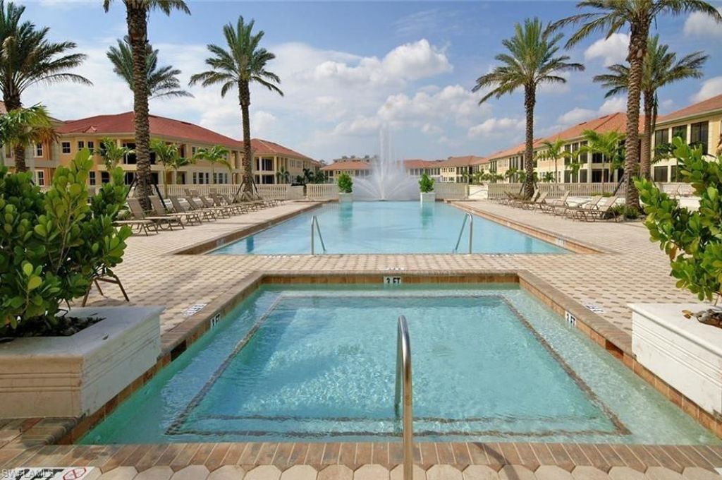 534 Avellino Isles Cir, Unit 8302, Naples, FL 34119 Photo
