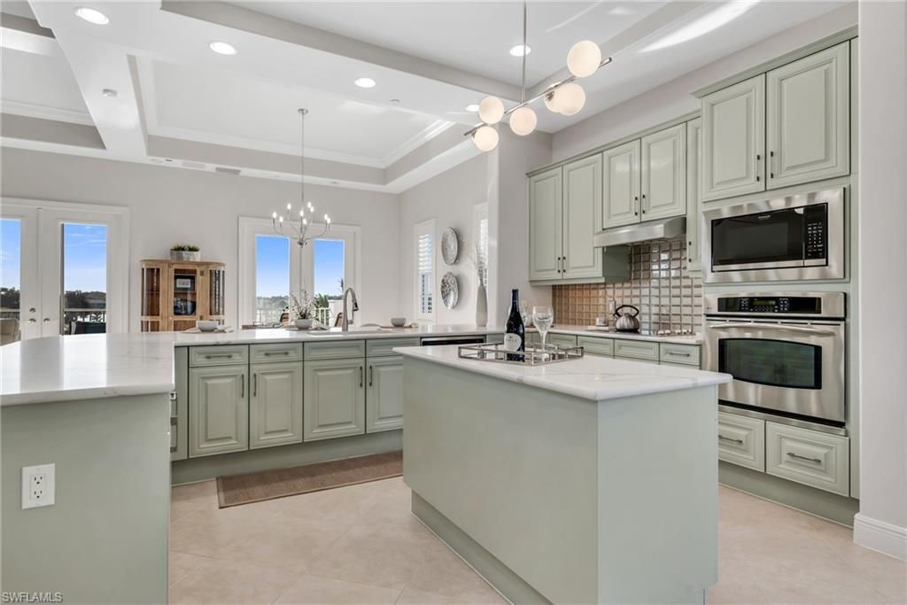 534 Avellino Isles Cir, Unit 8302, Naples, FL 34119 Photo